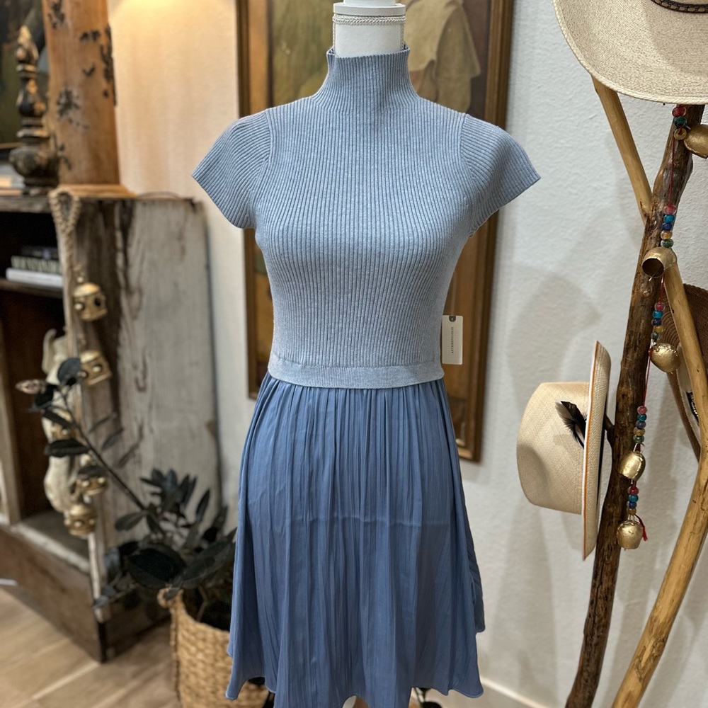 Anthropologie The Thea twofer sweater dress